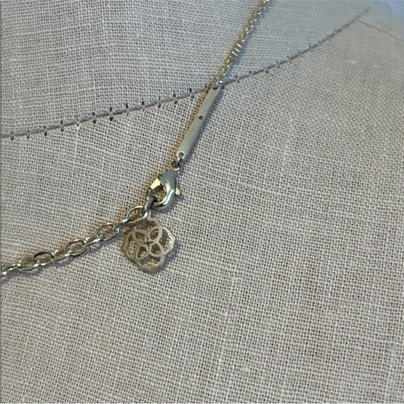 ✨SALE✨ Kendra Scott Fern Necklace Kendra Scott Necklace Gold - Picture 11 of 12